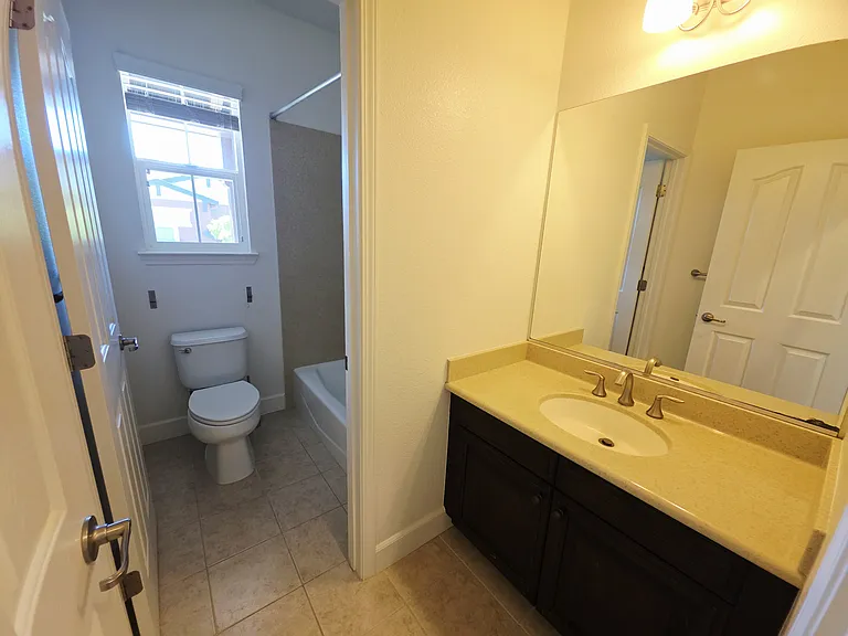 4887 Thorndike Ln — Photo 48