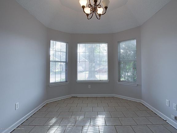 3rd image of 5483 Steffani Dr