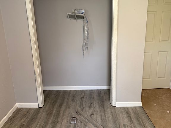 5th image of 52854 Francis St