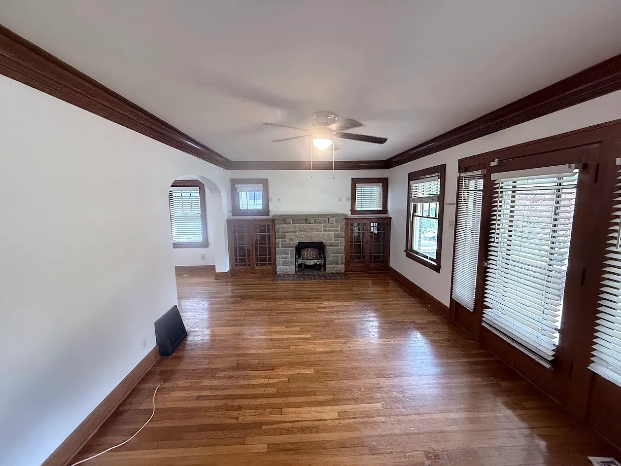 3 bed, 2654 sqft, $1,700 — Photo 2