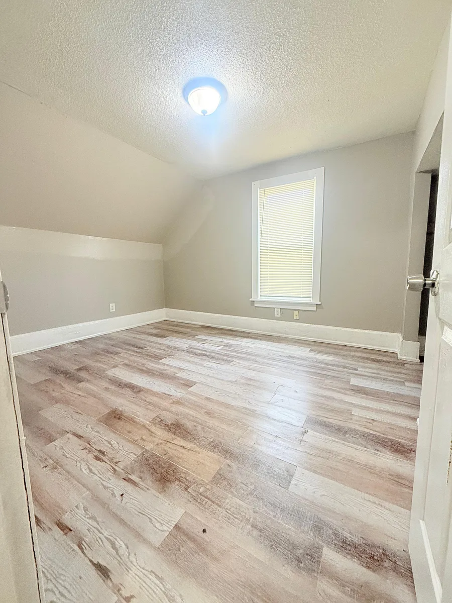 Building Photo - 4417 Aldrich Ave N