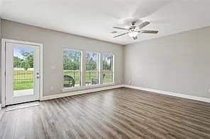2 bed, 1.5 bath, 1471 sqft, $1,795 — Photo 4