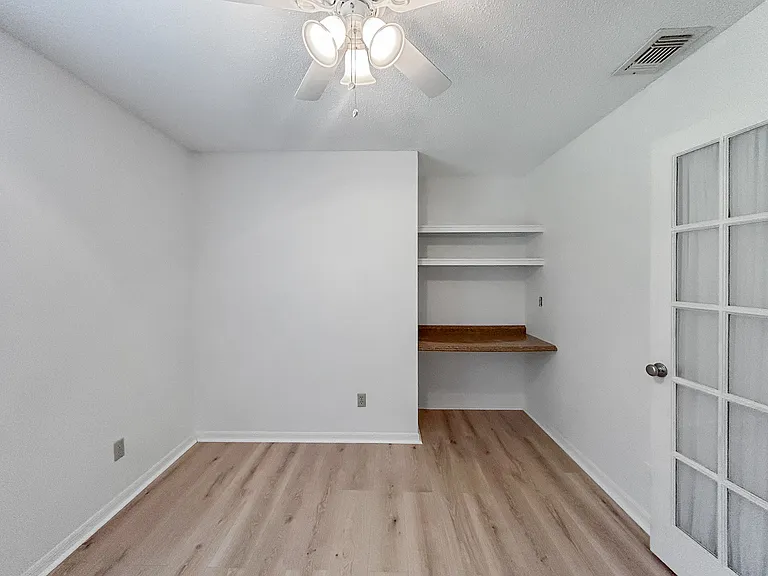 1750 Atrium Dr — Photo 22