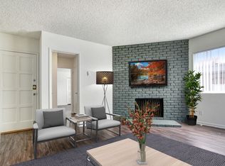 1015-25 S. Barrington, Los Angeles, CA 90049