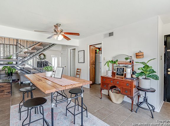 4th image of 214 Amistad Blvd