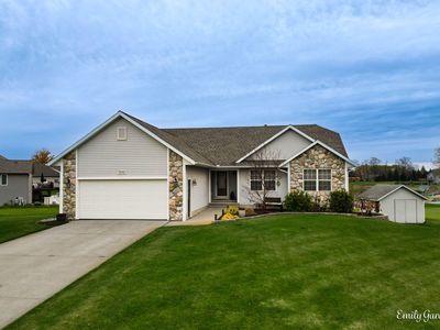 10241 Chinook Dr, Allendale, MI, 49401