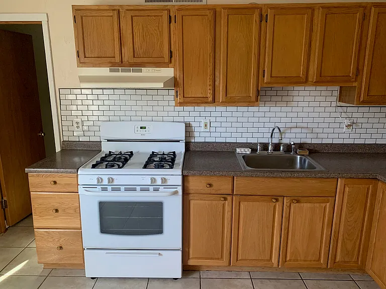 801 Calle Anaya N #4 — Photo 3