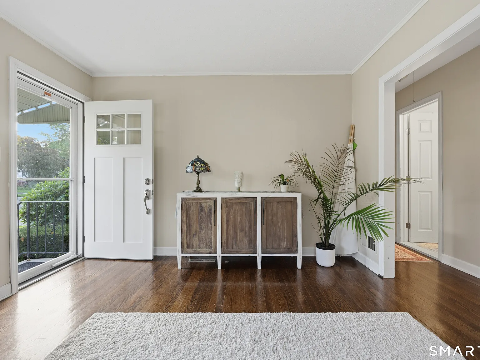 3 bed, 1.0 bath, 1560 sqft, $3,450 — Photo 4