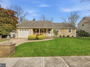 458 Egg Harbor Rd, Turnersville, NJ 08012