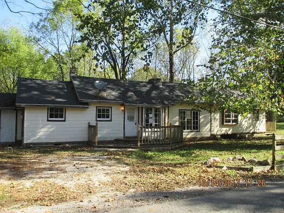 1874 E Vandalia Rd photo 1