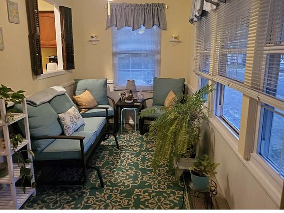 4th image of 4A Quincy Dr