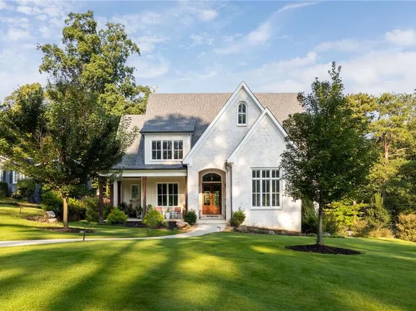4218 Oak Forest Dr, Atlanta, GA 30319