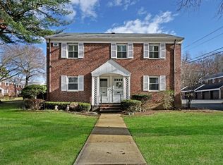 79 Manor Dr, Red Bank, NJ 07701