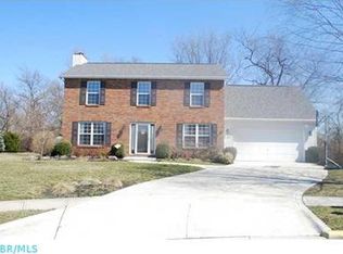 200 Chesterville Ct, Canal Winchester, OH 43110