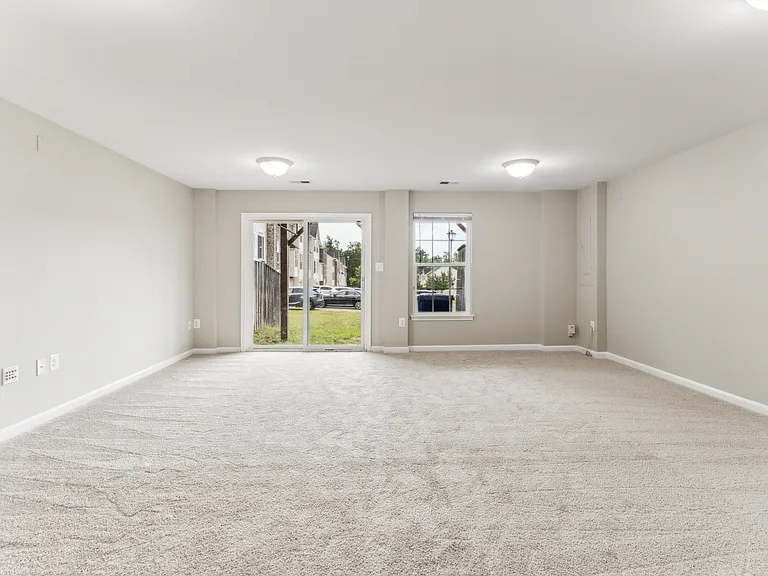 3107 Alliance Ct — Photo 20