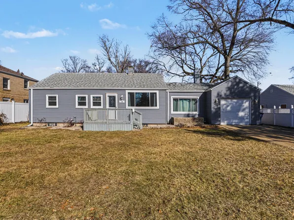 206 Avalon Ct, Michigan City, IN 46360