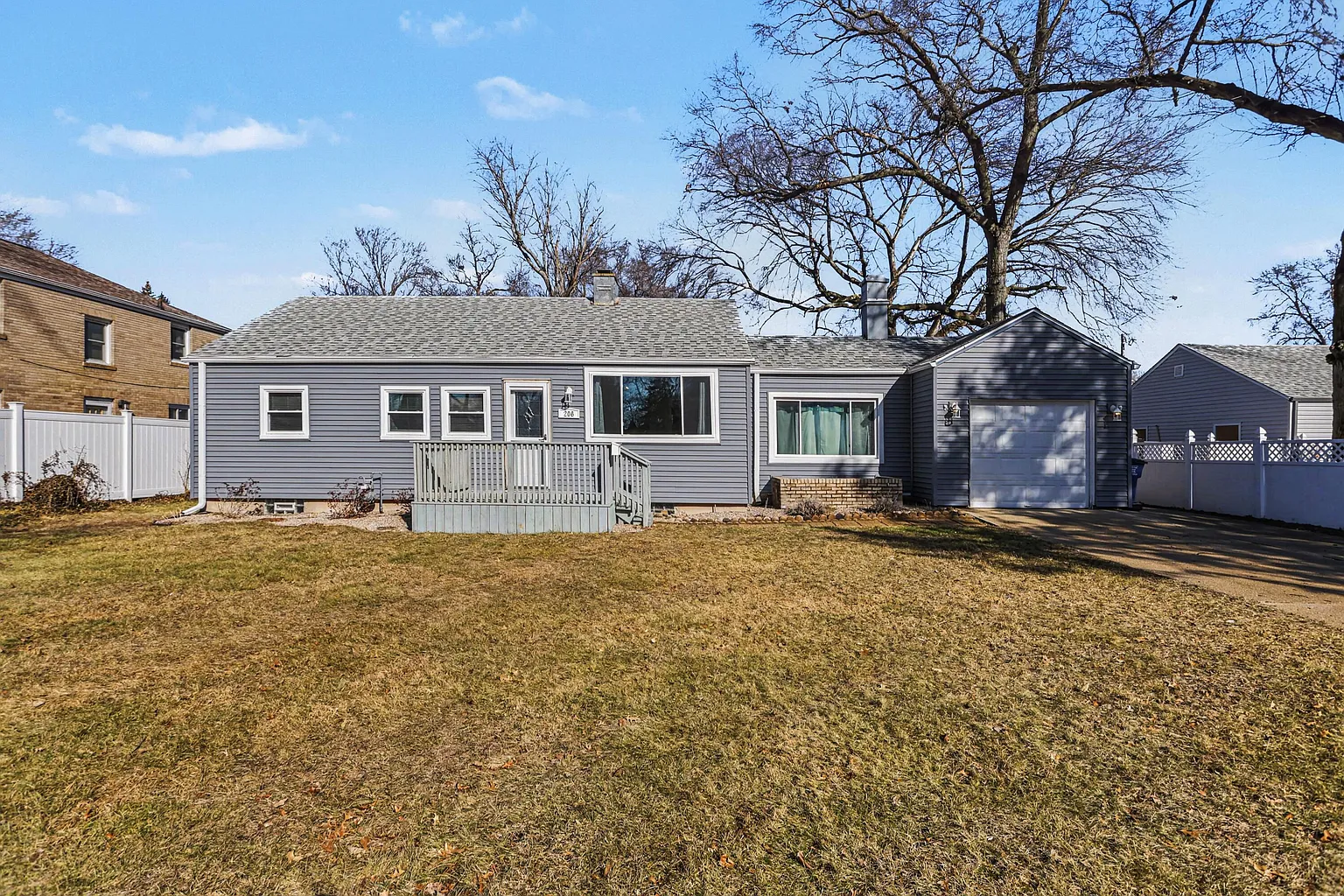 206 Avalon Ct photo 1