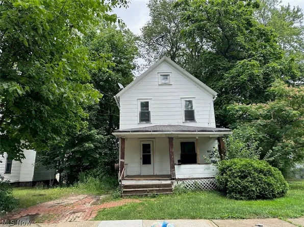 353 Talbot Ave, Akron, OH 44306