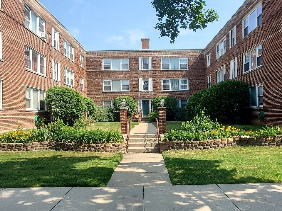 1st image of 2210 W Farwell Ave APT 3