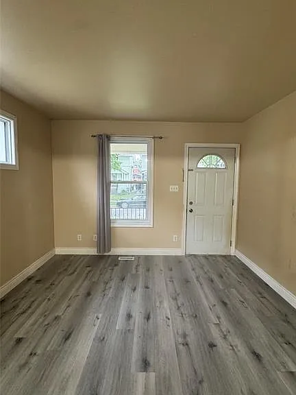 408 Elm Ave — Photo 6