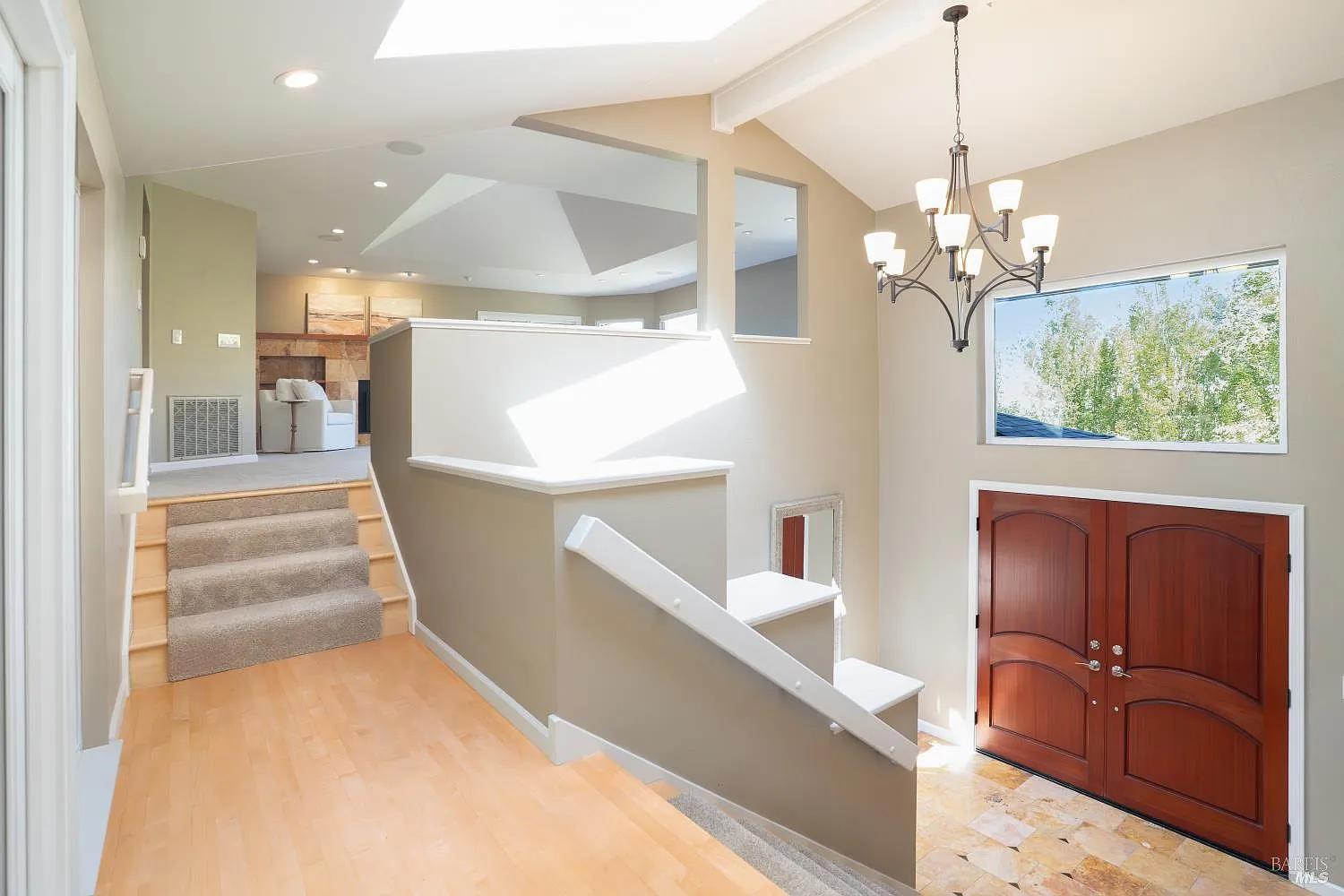 2851 Pinewood Drive - Photo 4