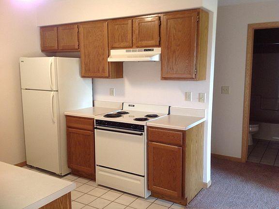 Kitchen, fridge and stove