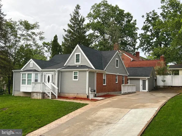 3701 Lochearn Dr, Gwynn Oak, MD 21207