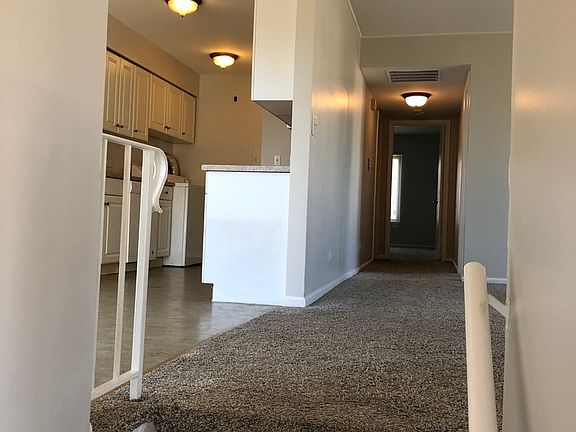 3rd image of 1349 Kingsbury Dr Unit 1