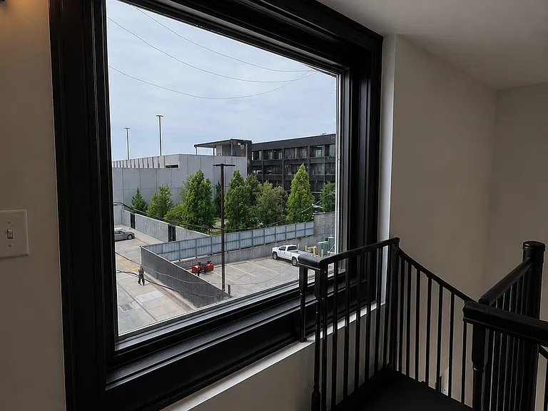 917 E Douglas Ave #C — Photo 6