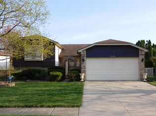 13856 Harbour Ct, Sterling Heights, MI