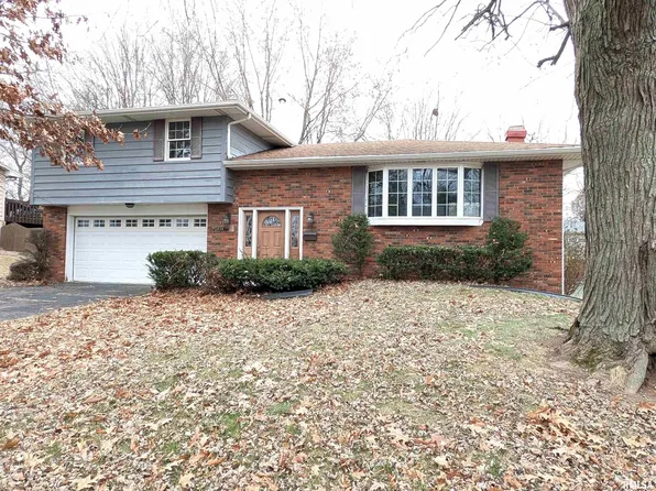 7316 N Oxford Pl, Peoria, IL 61614