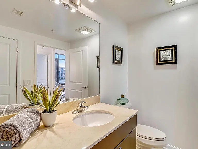 440 L St NW #1106 — Photo 21