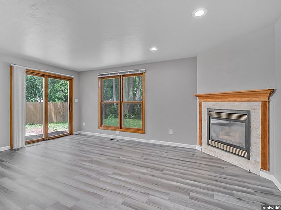 3rd image of 2795-2797 Saint Ann Dr #2795