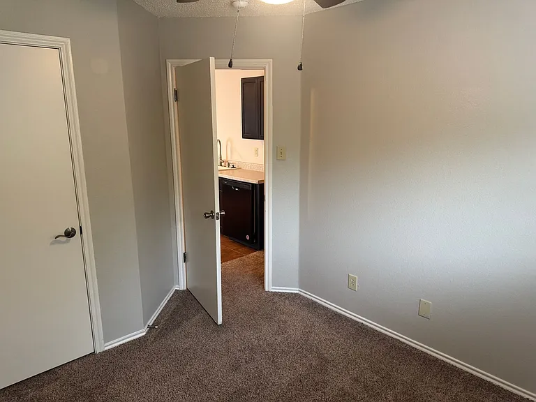 13630 Escort Dr — Photo 14
