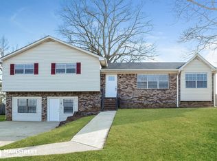 1427 Edgefield Ln, Bessemer, AL 35023