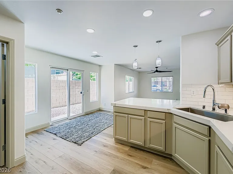 7609 Seda Ct — Photo 4