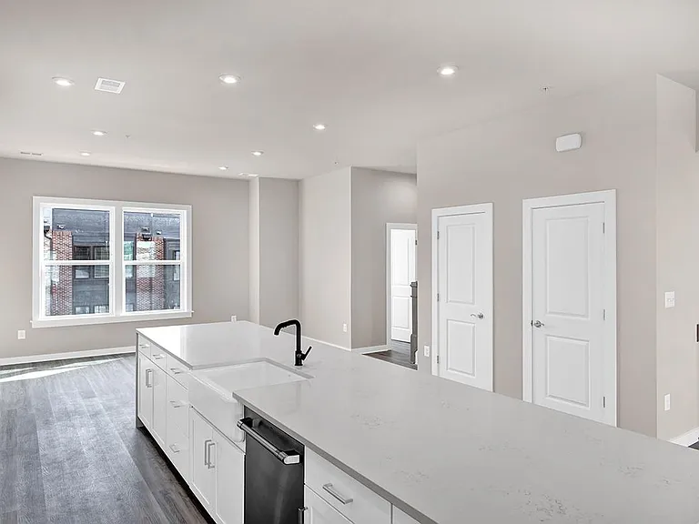 16124 Connors Way — Photo 13