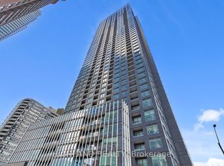 395 Square One Dr #2609, Mississauga, ON L5B 0E2