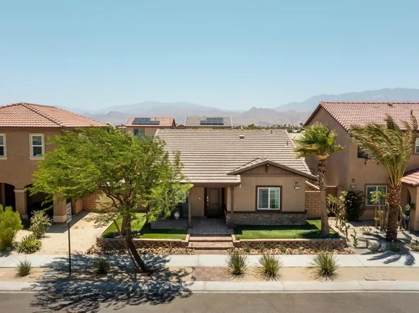 67363 Rio Oso Rd, Cathedral City, CA 92234