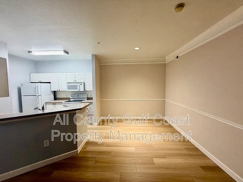 Building Photo - 5110 Northridge Rd #104