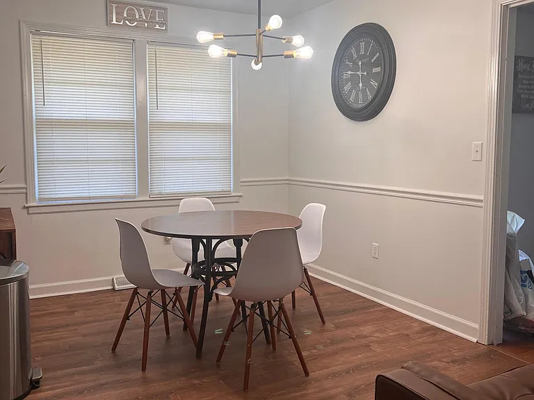 206 Churchill Cir — Photo 3