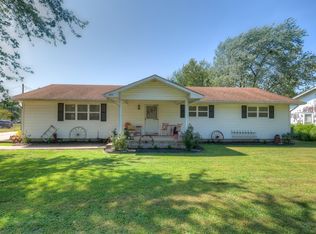 325 Willow Ave, Baxter Springs, KS 66713