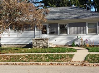 637 S Grove St, Ripon, WI 54971