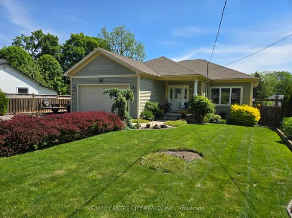 26 Oak St, Bayham, ON N0J 1Z0