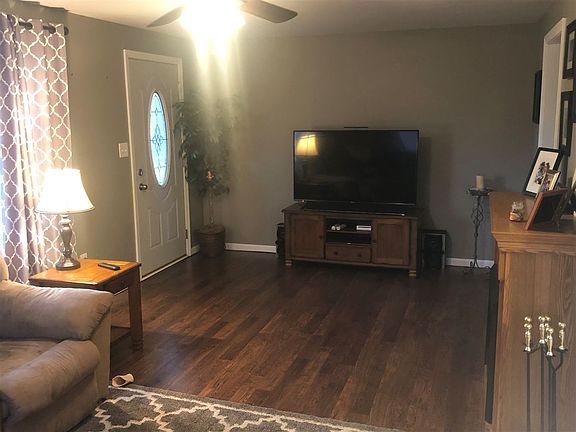 3rd image of 316 Mine St