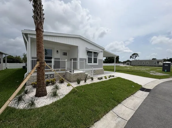 Raleigh w/ Rear Porch - Limited Series Plan, The Winds of St. Armands South