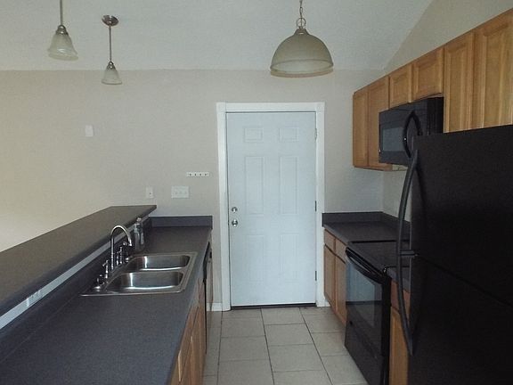 3rd image of 2305 N Tarragona St