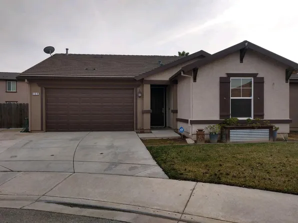 308 Strands Ct, Newman, CA 95360