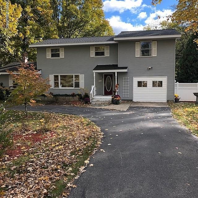 5491 Heights Ravenna Rd, Fruitport, MI 49415 Zillow