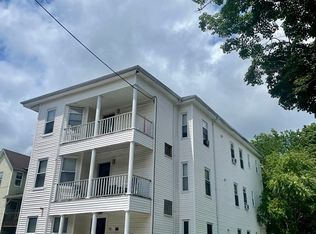 70 Florence St, Worcester, MA 01610